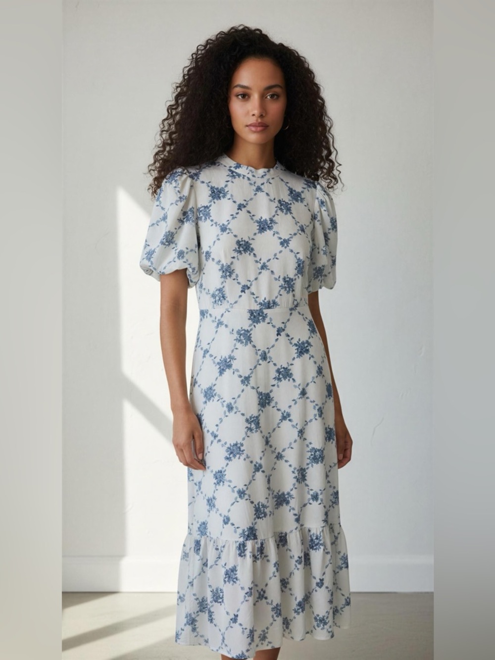 Vero Moda Puff Sleeve Midi Dress with Blue Floral Print Size L